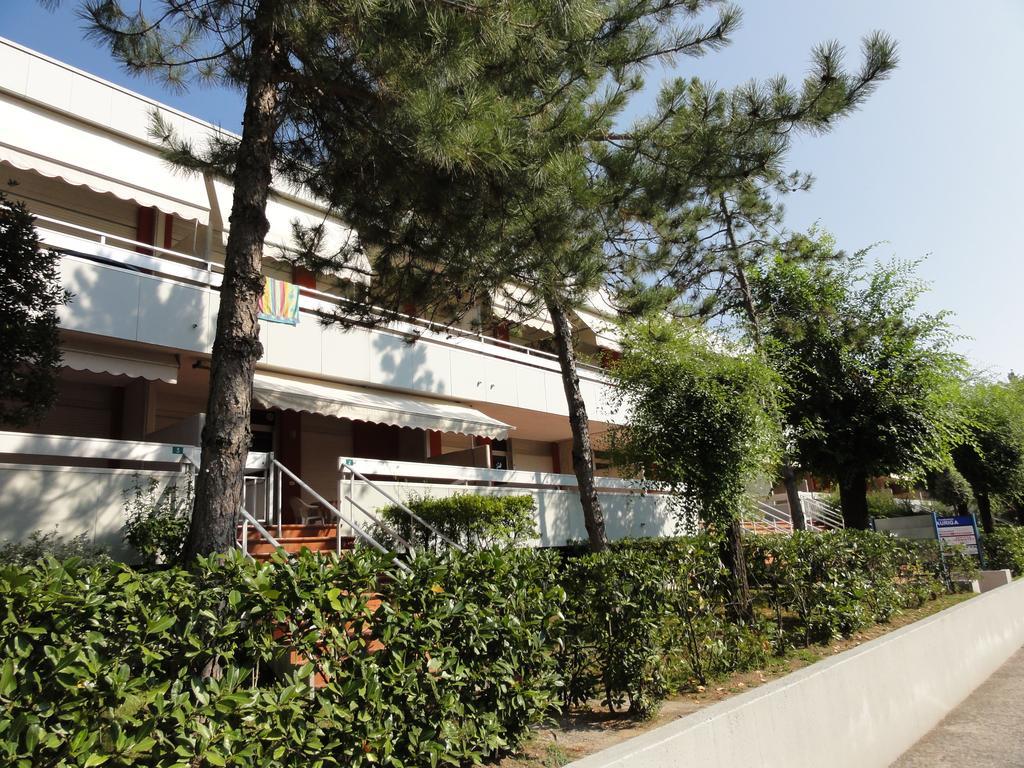 Condominio Auriga Bibione Esterno foto